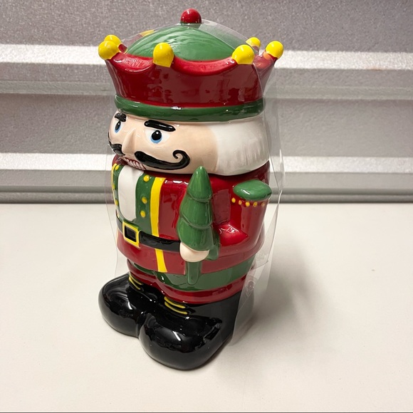 Peppermint Place Large Nutcracker Canister - Picture 4 of 6